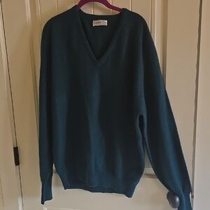 Cashmere Large V-Neck Sweater in Teal